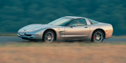 Фото Chevrolet Corvette 2000