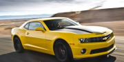 Motor Trend тестирует новый Chevrolet Camaro V8 1LE 2013