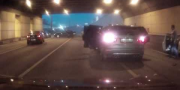 Гонщики на BMW X5 и Audi создали огромную аварию в туннеле на Ленинградском шоссе
