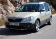 Фото Skoda Roomster Scout 2010