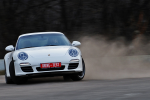 Раскрываем суть Porsche 911 Carrera 4
