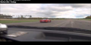 Гонка BMW 3 E30 против Ferrari 458 Italia