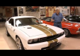 Джей Лено тестирует Dodge Challenger SRT8