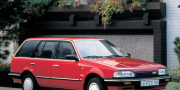 Фото Mazda 323 station wagon bw 1986-93