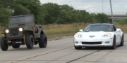 Willys Jeep против Corvette ZR1, Porsche Cayman и Honda CBR600