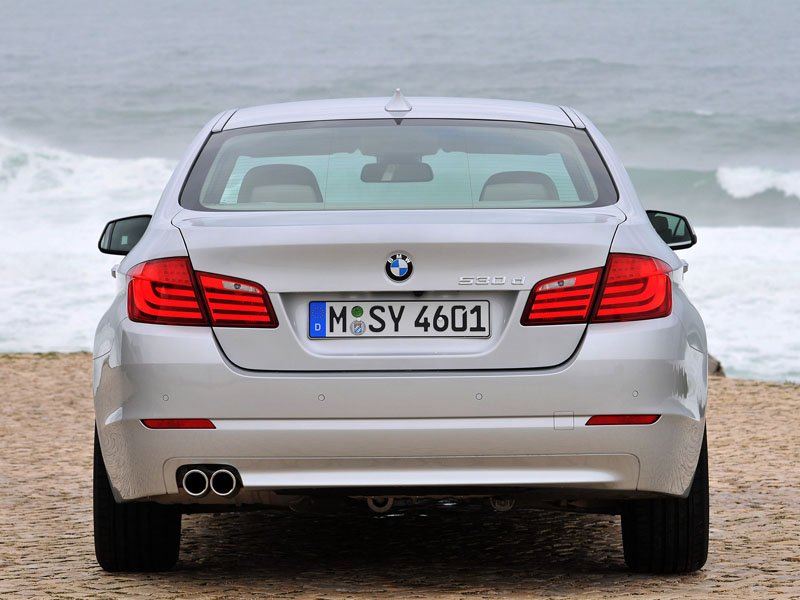 http://horsepowers.ru/wp-content/uploads/2011/12/BMW-5-Series-Sedan-530d-2010-foto42.jpg