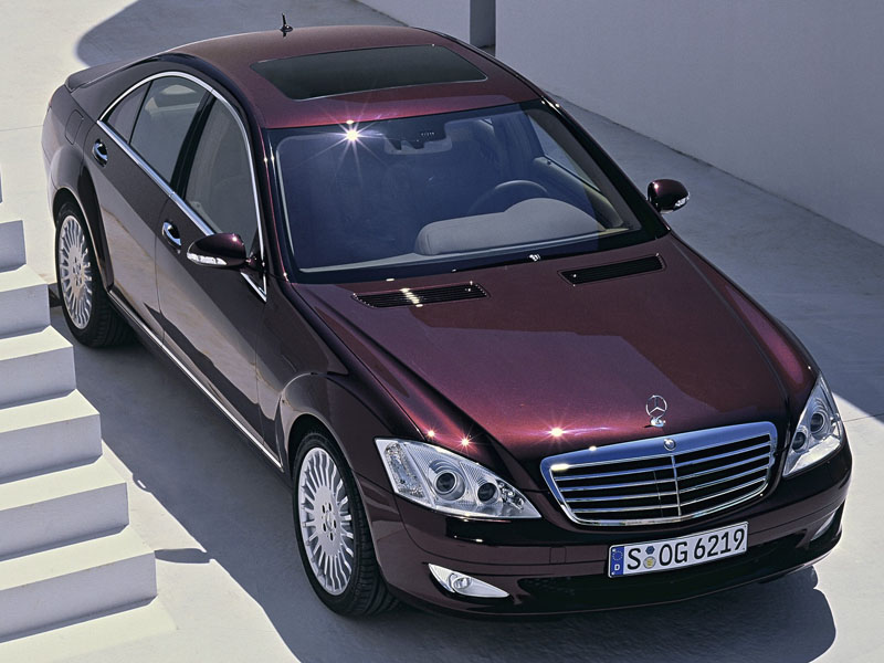 Сиреневый Мерседес s600