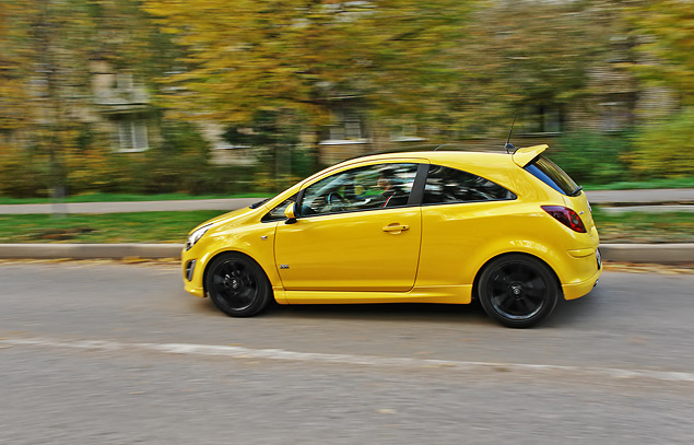 Opel Corsa b stance