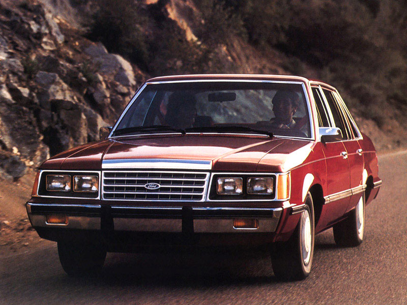 Фото Ford LTD Brougham Sedan 1985.