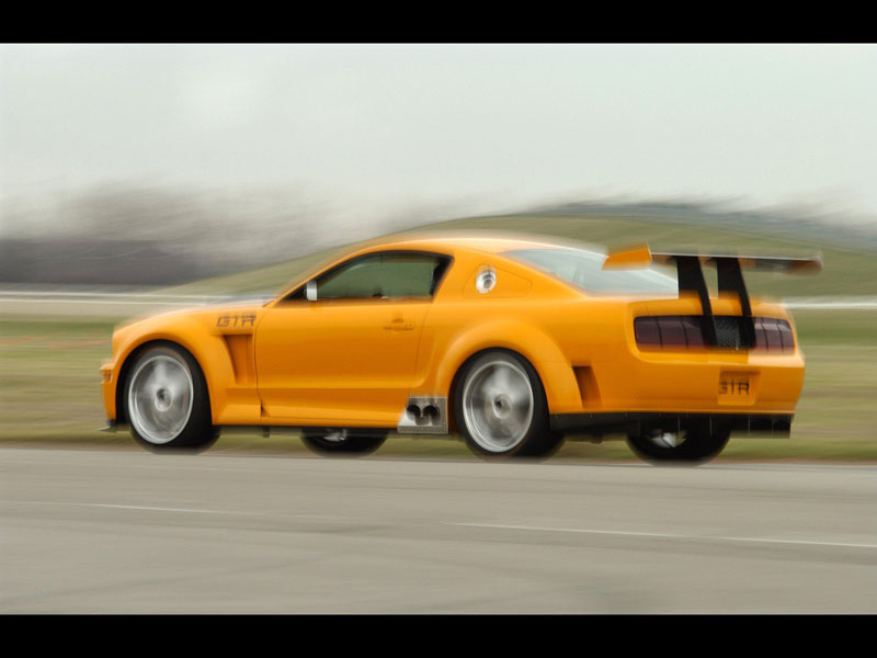 2004 Ford Mustang GT R Concept