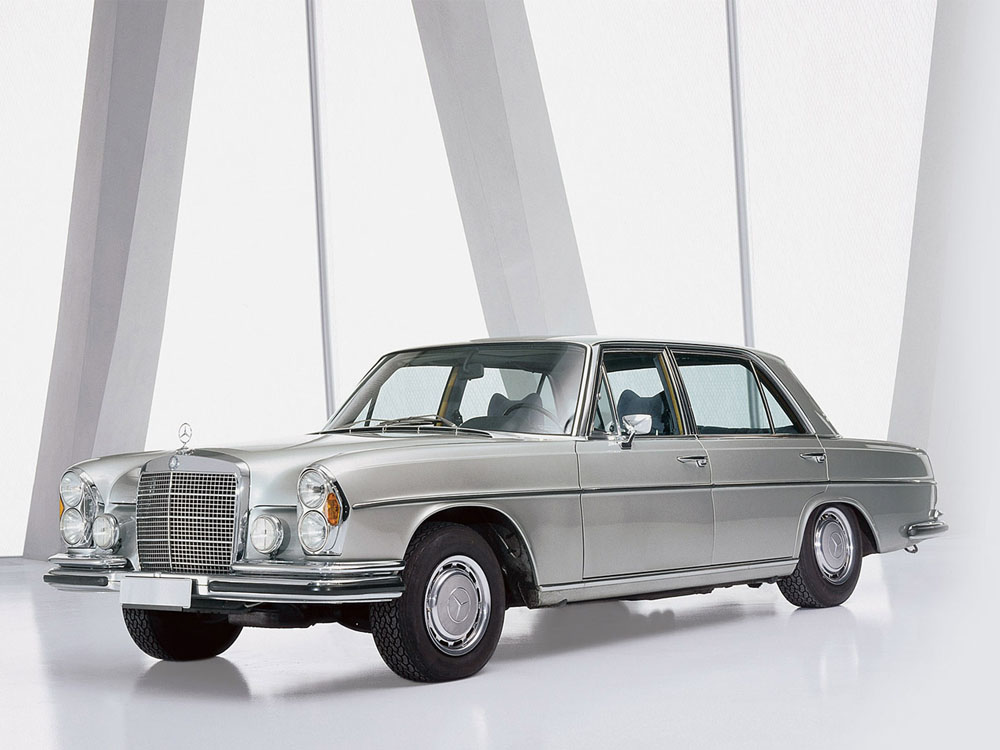 Мерседес w109