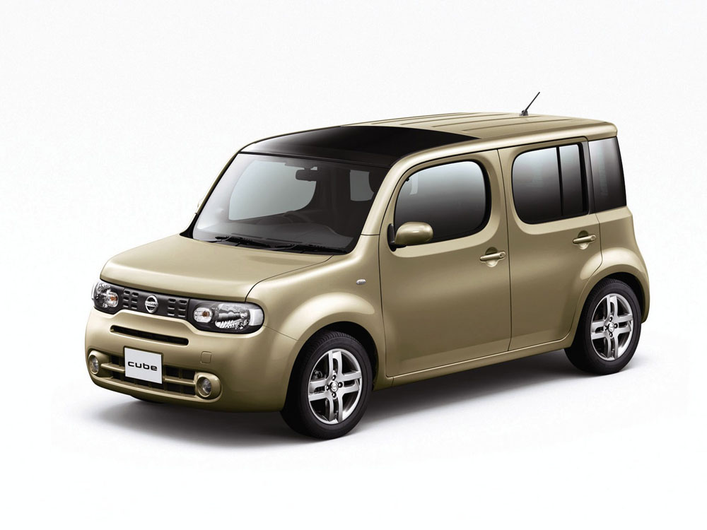 Nissan Cube z12 Japan