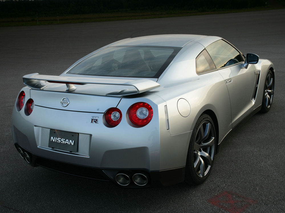 Nissan gt r 2008