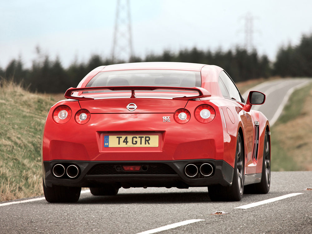 Nissan gt r 2008