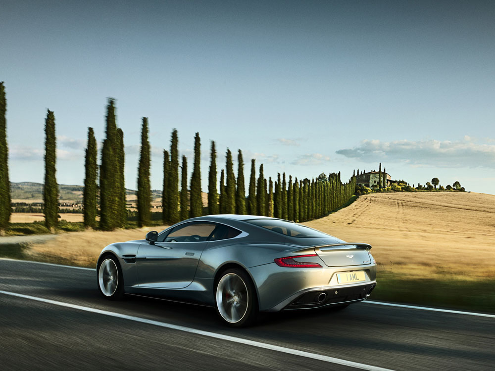 Aston Martin 2013 am 310 Vanquish