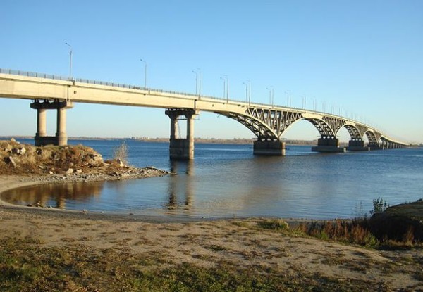 Саратовский мост через Волгу